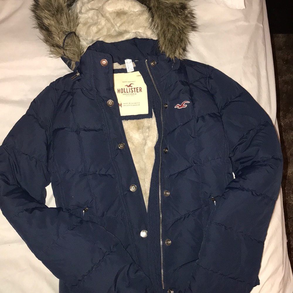 Hollister puffer jacket